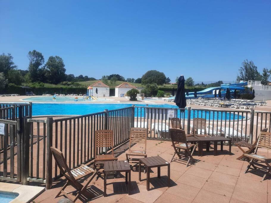 Studio 4 Pers / Terrasse / Espace Aquatique Talmont-Saint-Hilaire Exteriör bild